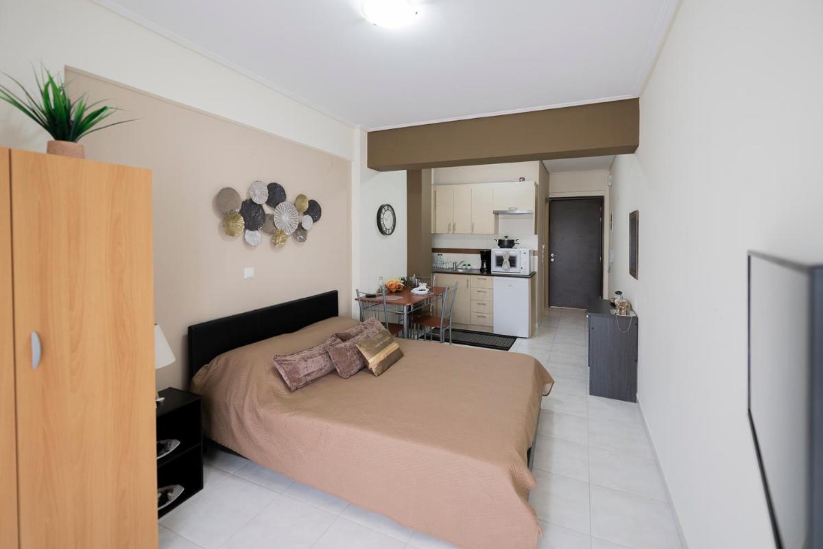 Laconian Collection ''Anesis'' - Housity