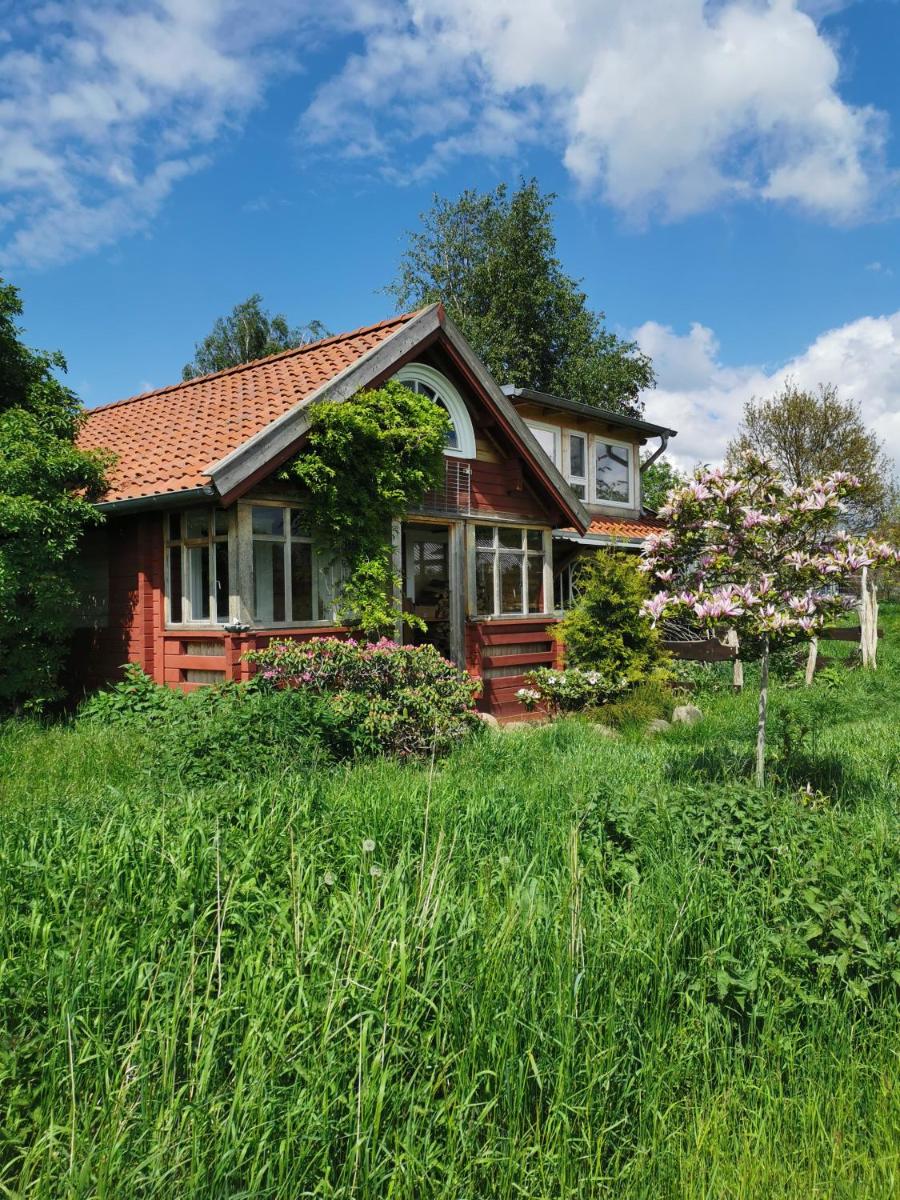 Idyllisch gelegenes Ferienhaus - Housity