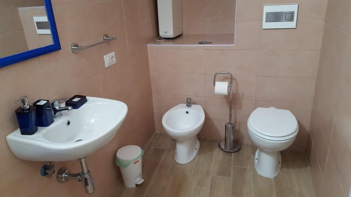 casa vacanze mm rooms - Hizvo