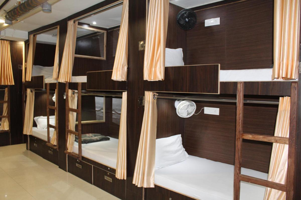 PARADISE AC DORMITORY - Housity