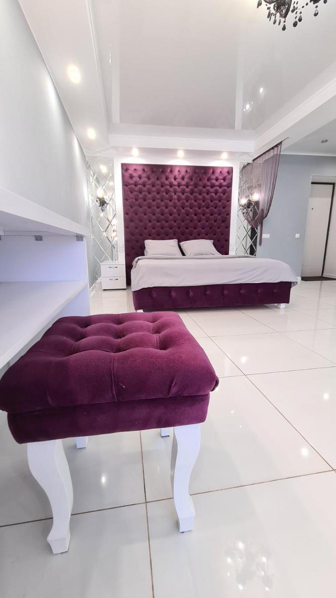Apartaments on prospekt Mira 35 (the 95th kvartal, Ploshcha Horkoho) - Housity