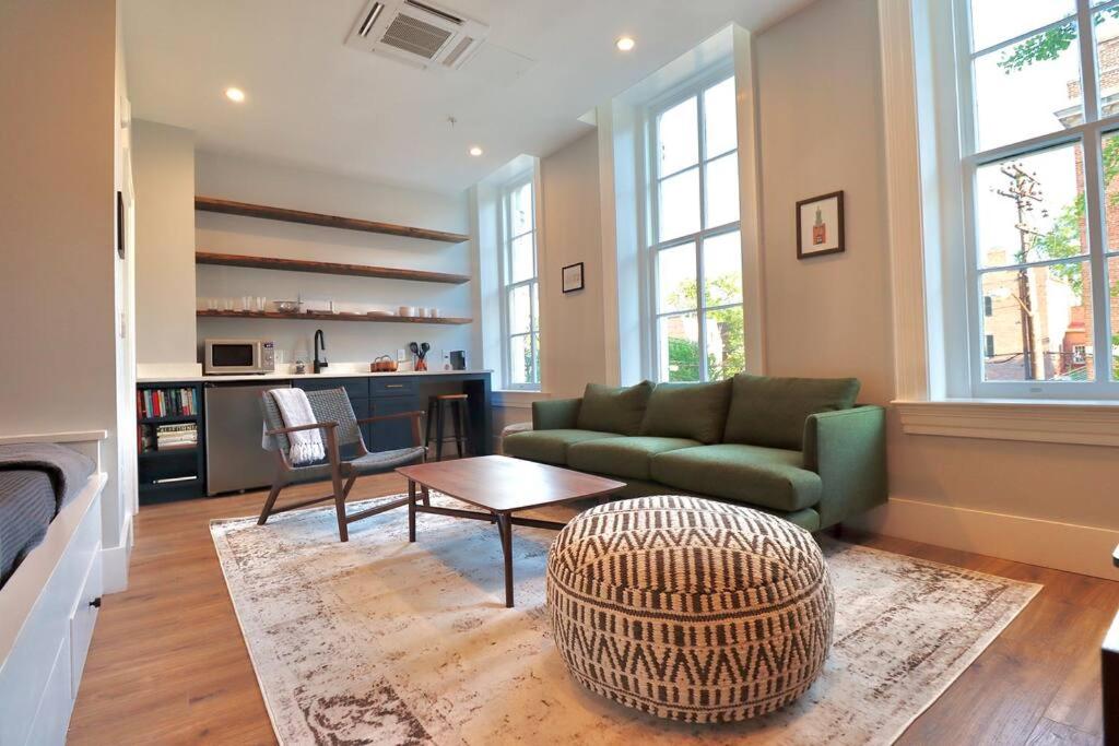 The Royal Suite at Prince Street Inn - Housity