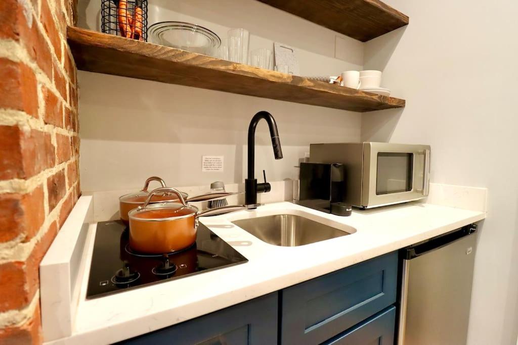 The Prince Suite at Prince Street Inn - Housity