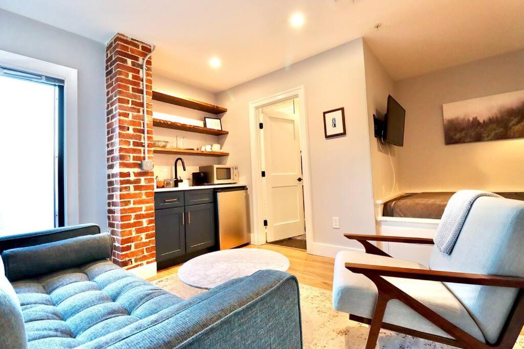 The Jefferson Suite at Prince Street Inn - Housity