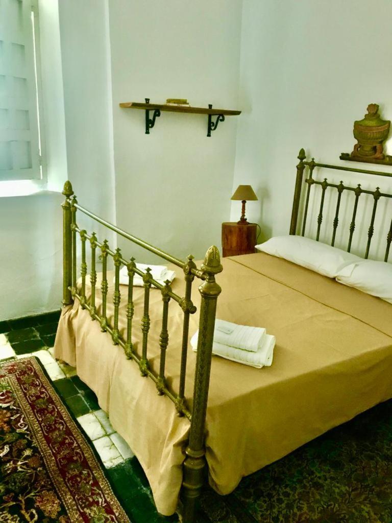 A 30 min del Puy de Fou y Toledo con piscina, bbcoa, AC, free Wifi, jardín, terraza con magníficas vistas - Housity