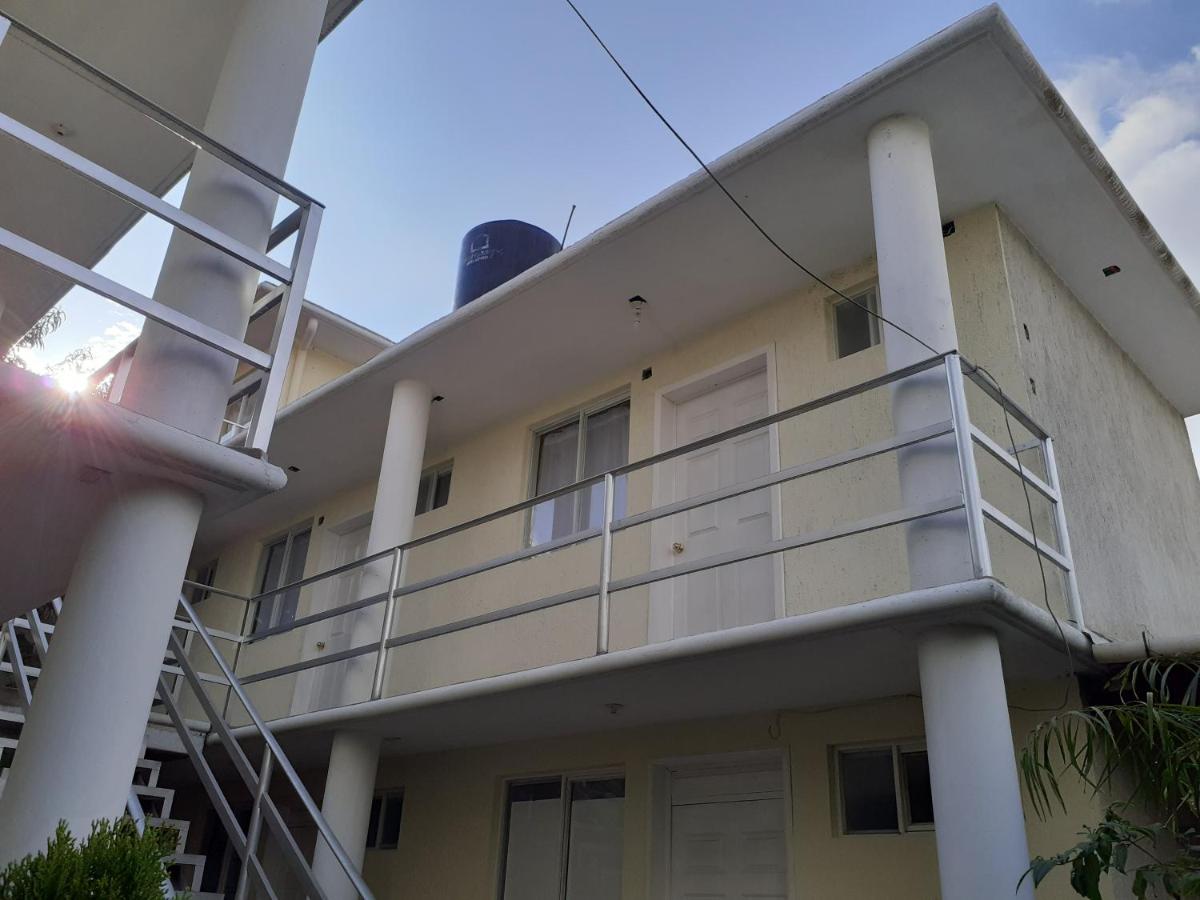 Lu y Car - Housity