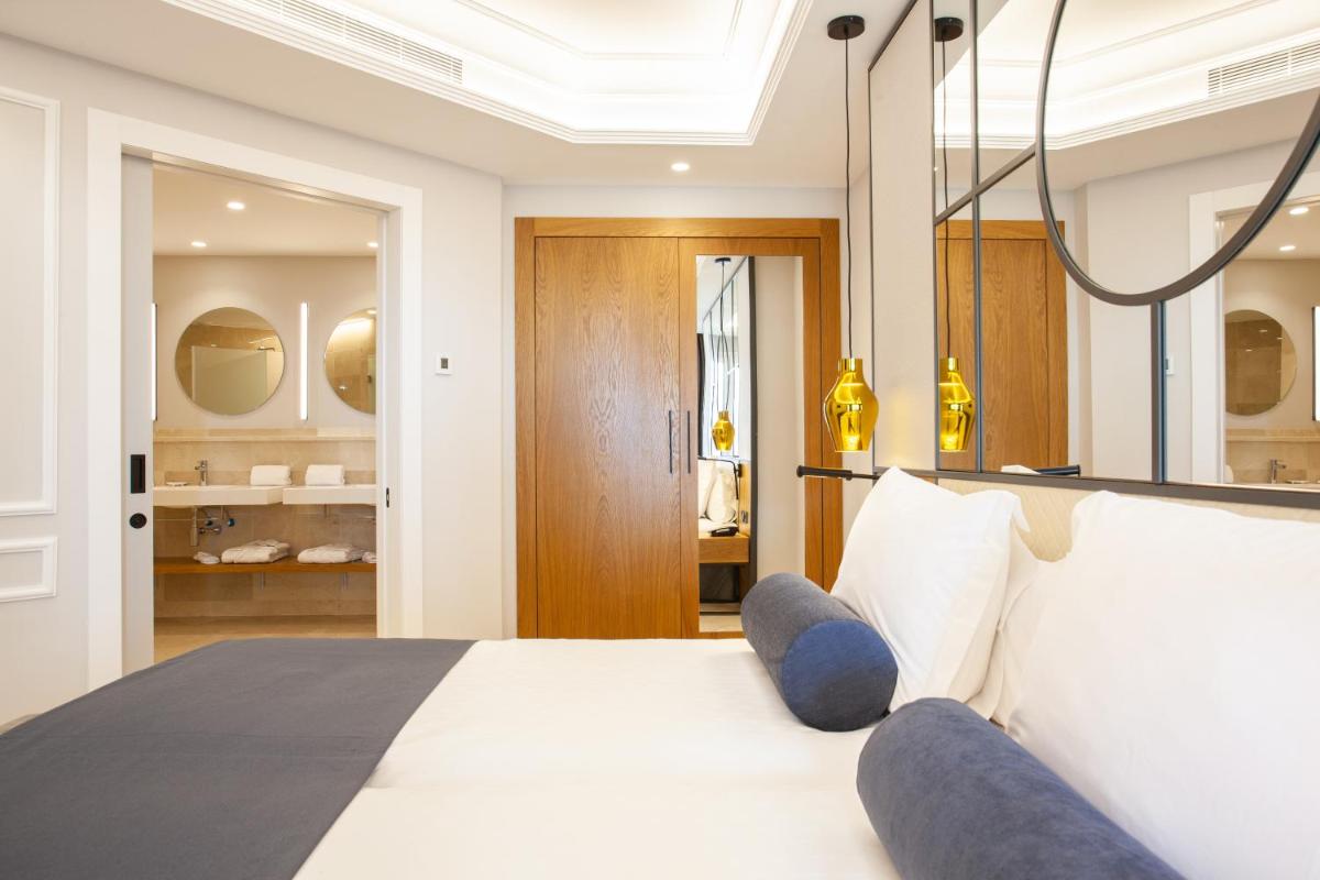 Cama o camas de una habitación en Grupotel Playa de Palma Suites & Spa