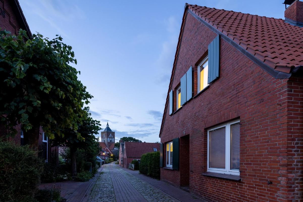 Auszeithaus Pilsum - Wintergarten, Sauna, E-Ladesäule - 8 Personen - Housity