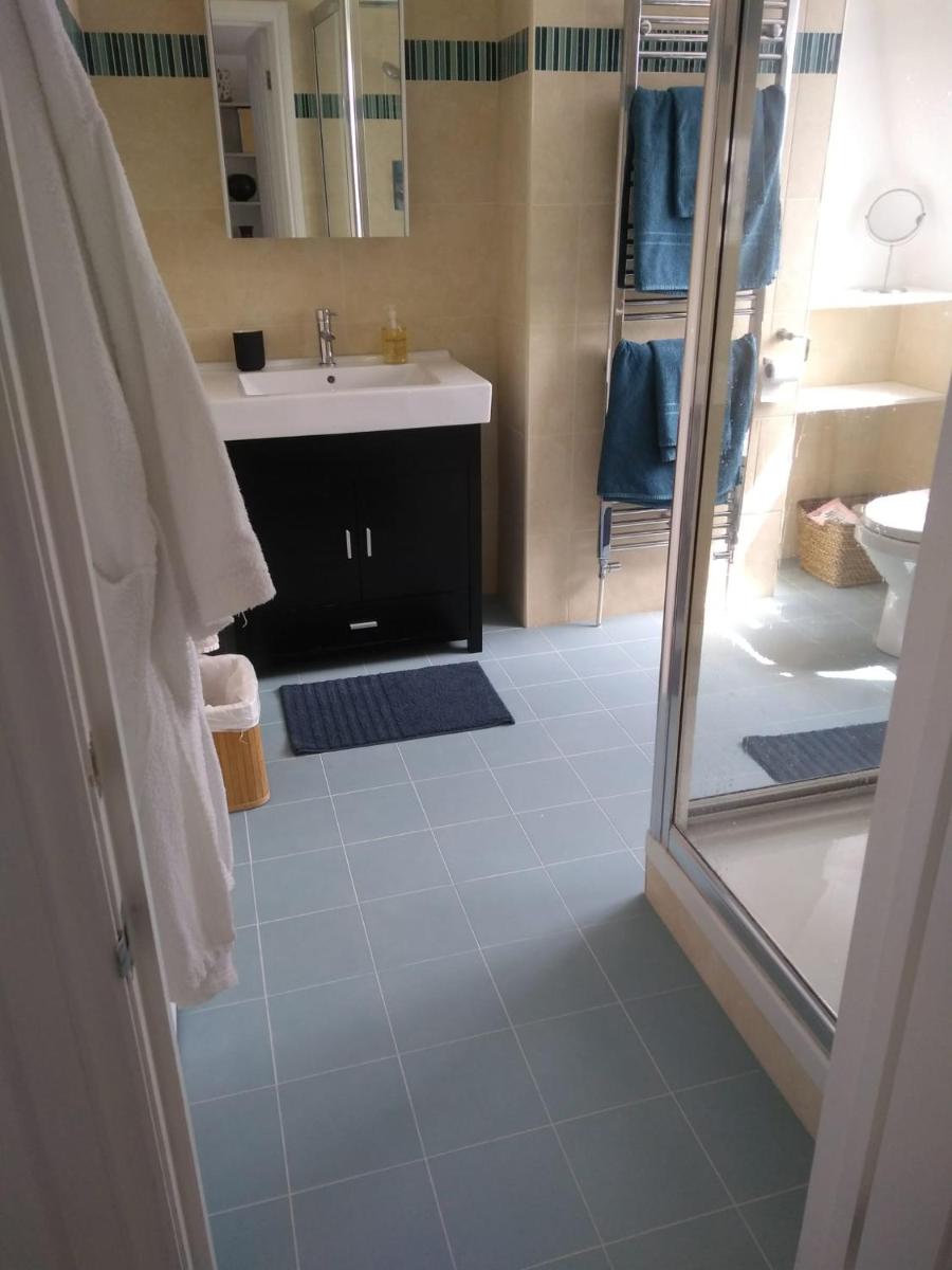 Suitetrails - Sandra & Andrew's B&B