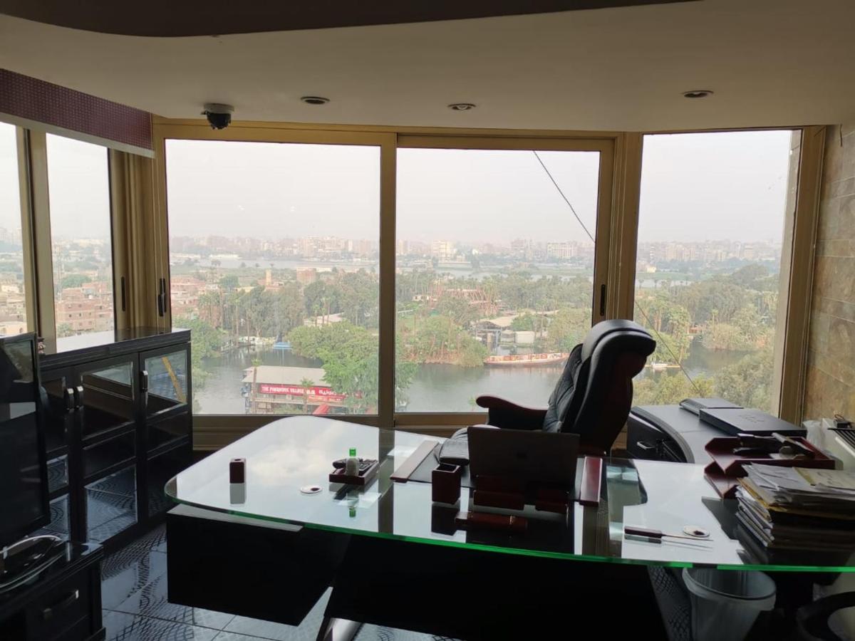 Luxury Duplex penthouse with Full Great Nile view, entire apartment - Hizvo