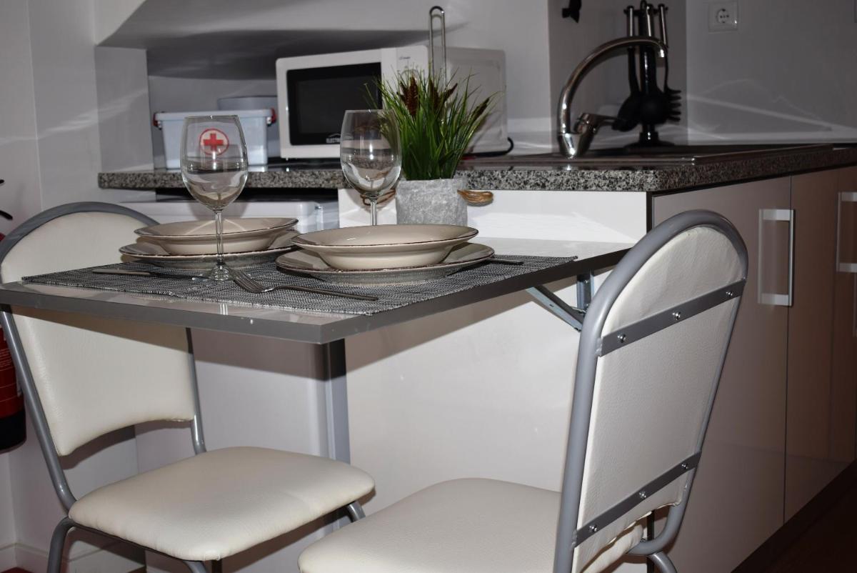 Studio Station 2 - Housity