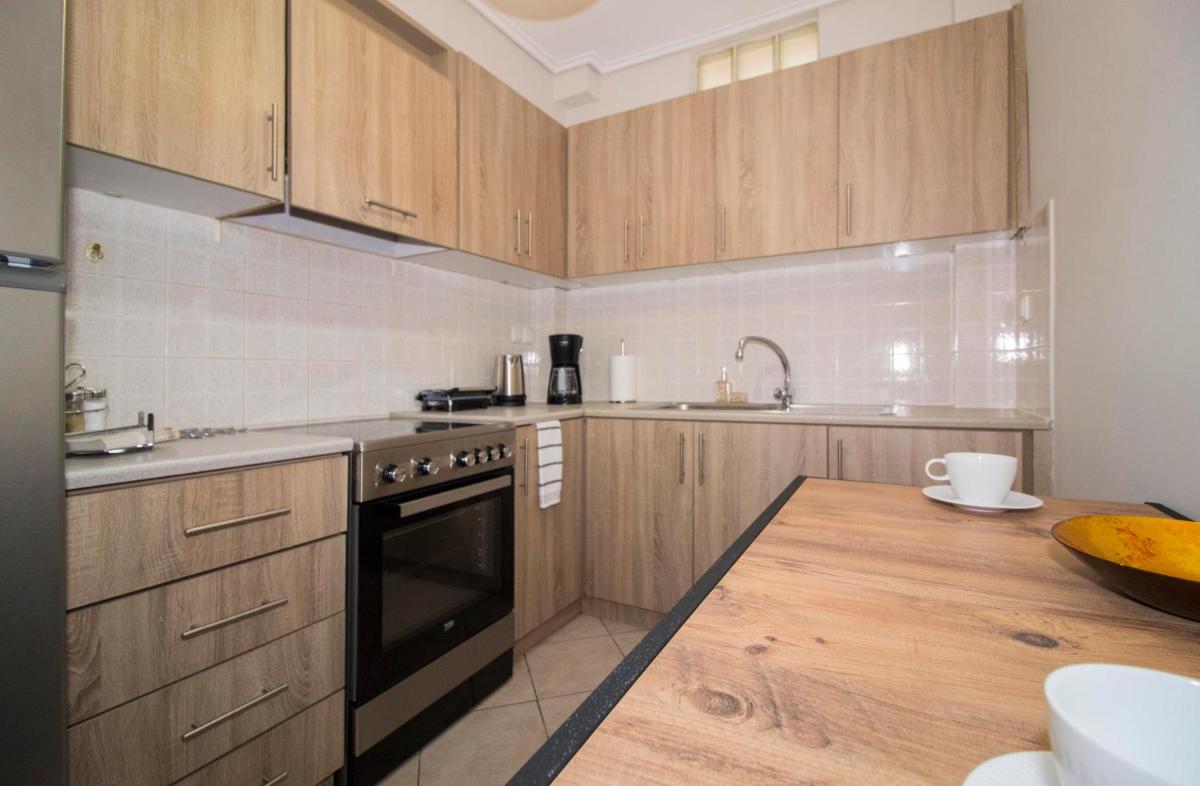 Laconian Collection ''Gorgo'' - Housity