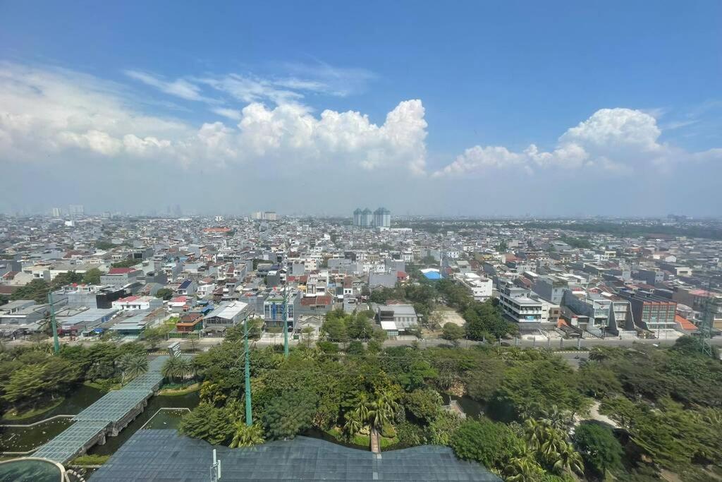 Scandinavian Homey Studio @Green Bay Pluit Apartment - Housity