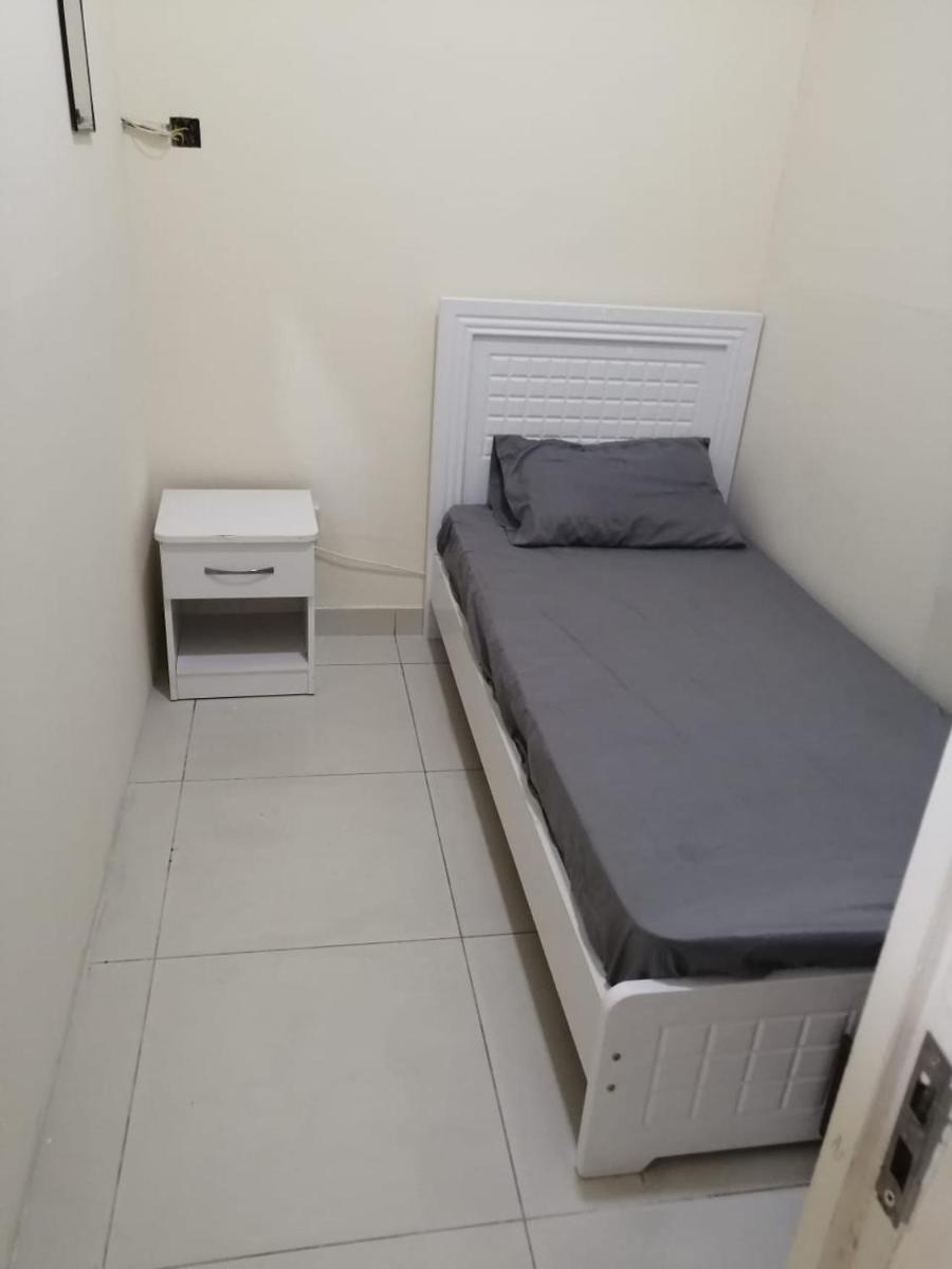 Low-Priced Budget Rooms for rent near Dubai DAFZA - Housity