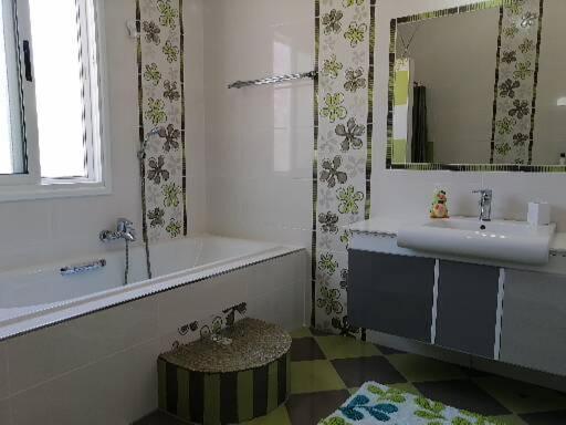 Infinity view villa - Housity