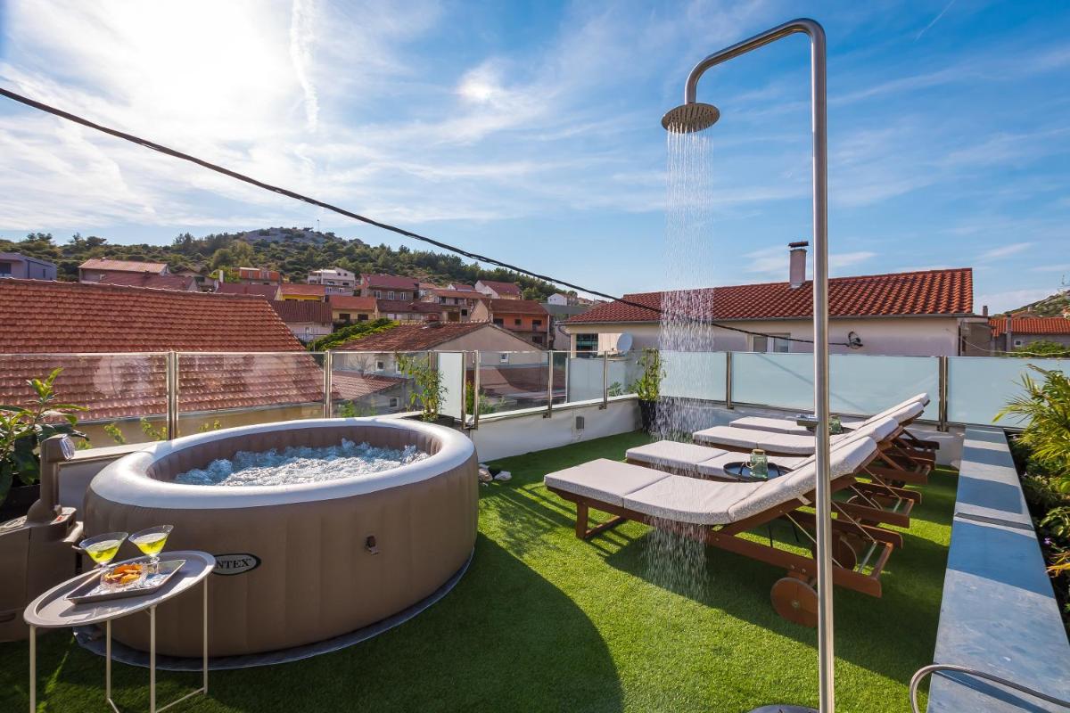 Apartments Stella Mariela - Housity