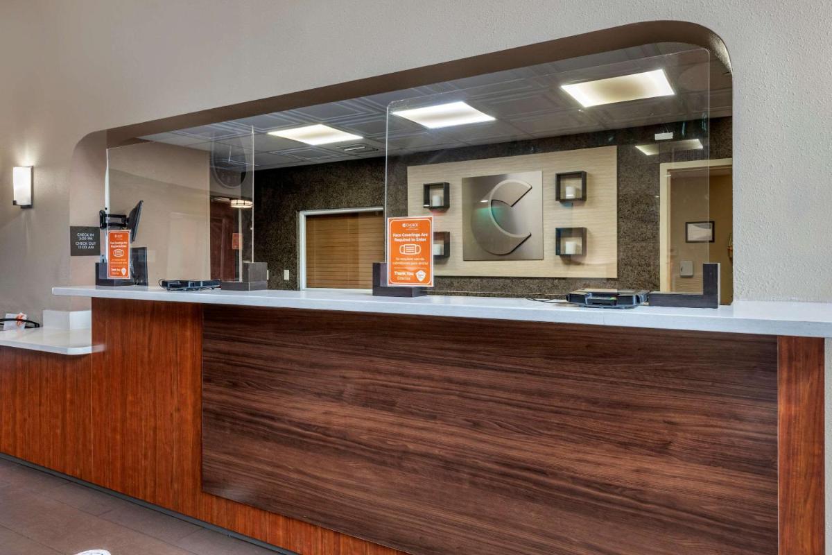 Comfort Suites Sawgrass - Housity