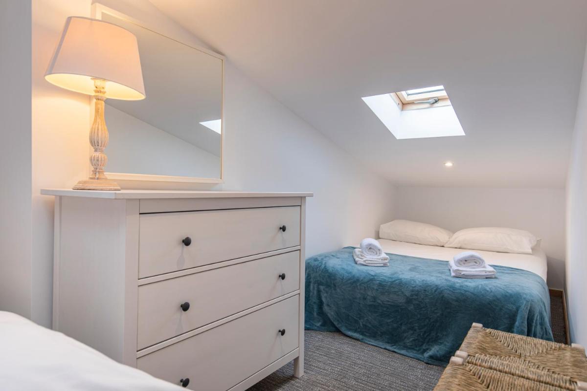 Condessa 2BDR Duplex by LovelyStay - Housity