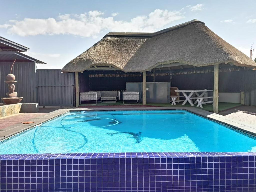 @Anderson Executive Suites - Housity