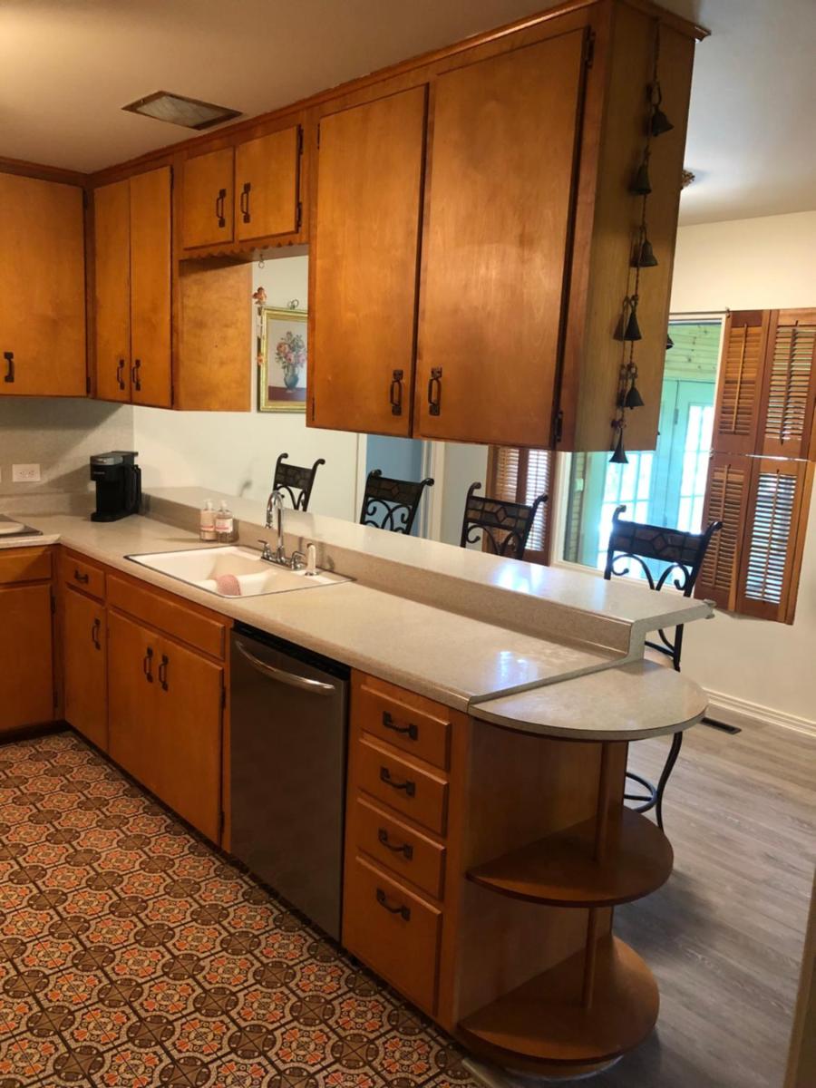 Kathryn's Corner Cottage - Gorgeous Views - Housity