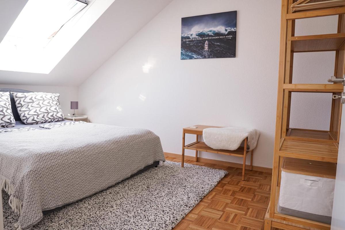 Suitetrails - FULL HOUSE Premium Apartments - Halle Rooftop - Homeoffice, BBQ, NTFLX inkl.