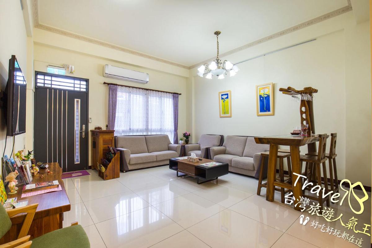 Hometown Times Homestay - Housity