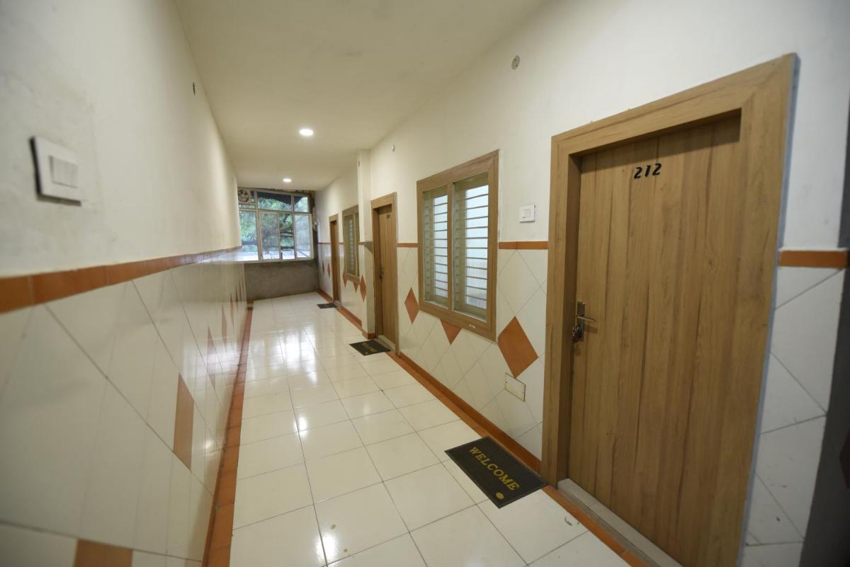 Hotel Mayur - Housity