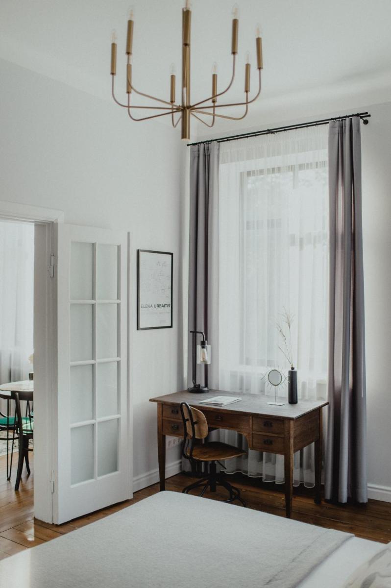 Cozy and Stylish City Center Apartment by URBAN RENT - Housity