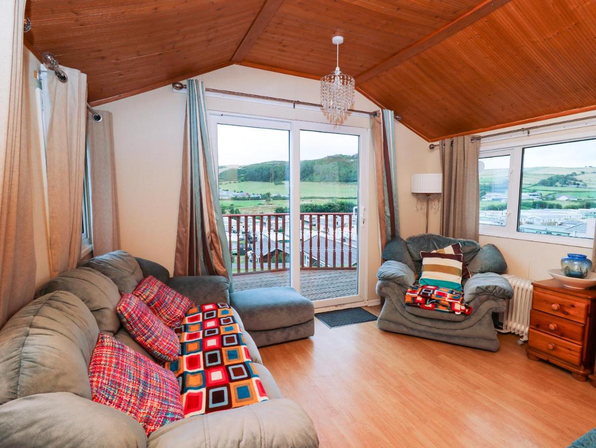 No 7, Aberystwyth - Housity