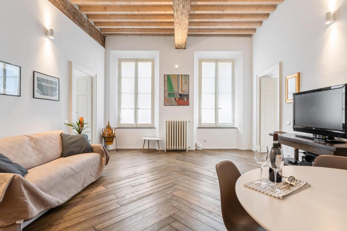 Palazzo della Pilotta Roomy and Quiet Flat - Housity