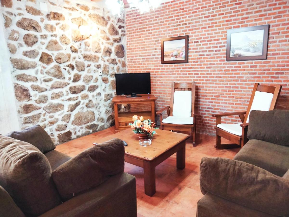 Casa Rural El Robledo - Housity