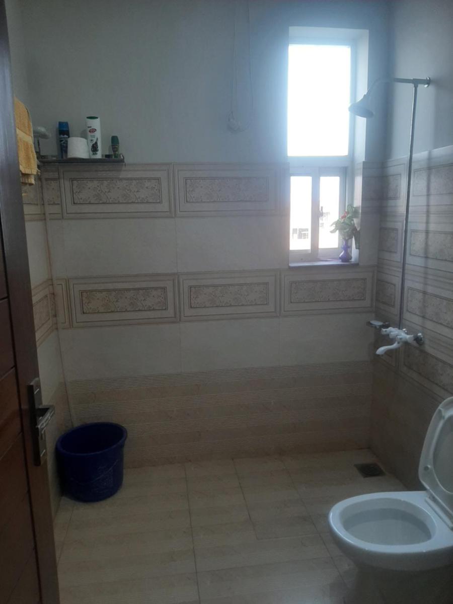 Suitetrails - First Floor at DHA Rahbar Kanal House