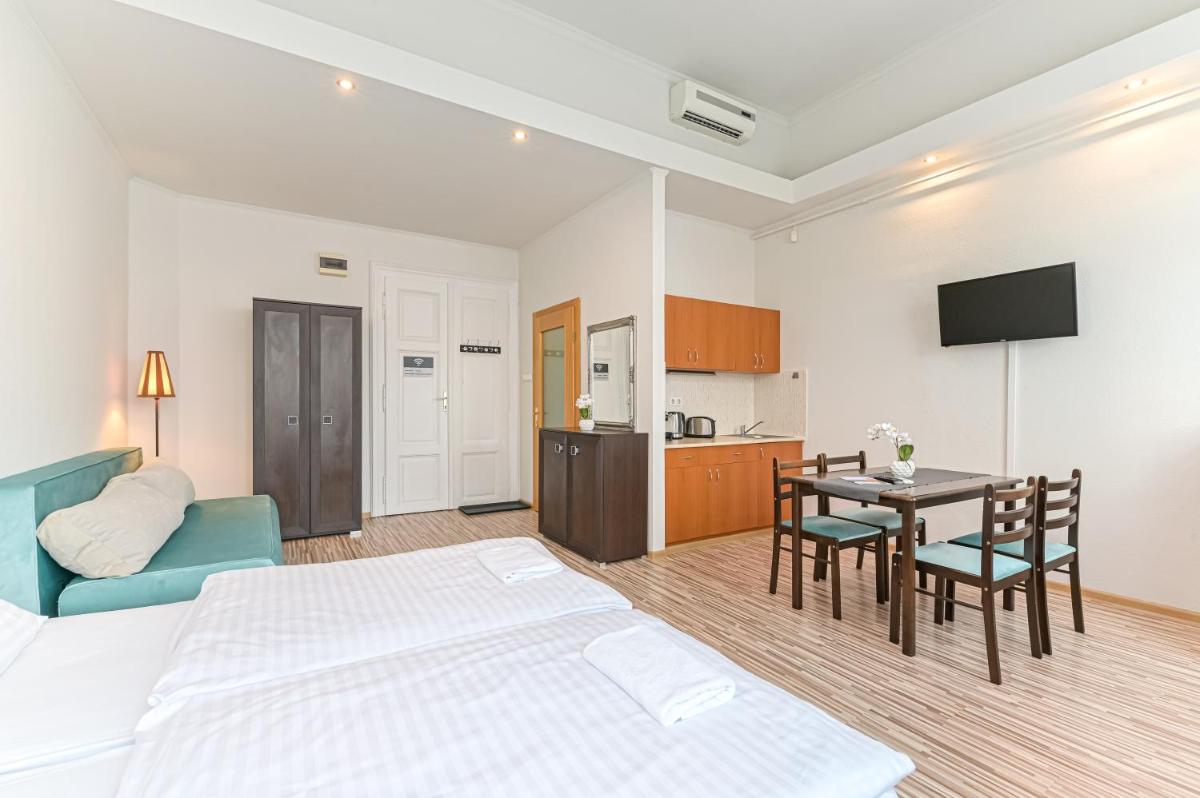 Világóra Apartman - Housity
