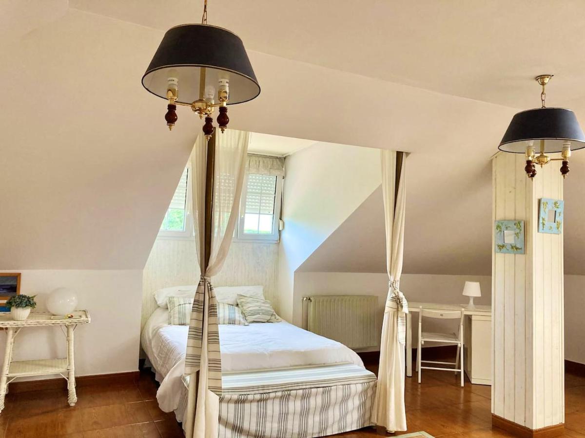 4 bedrooms house with enclosed garden and wifi at Bastian 3 km away from the beach - Housity