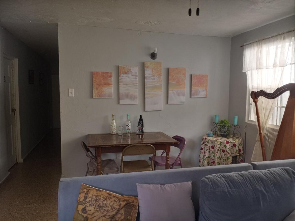Suitetrails - Figueroa Guest Rooms in Country Club