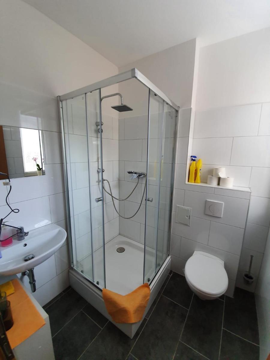 Pension Goldener Drache - Housity