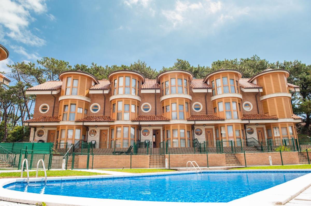 Apartamentos Torre Cristina - Housity