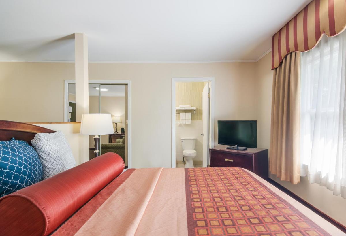 Rodeway Inn - Housity