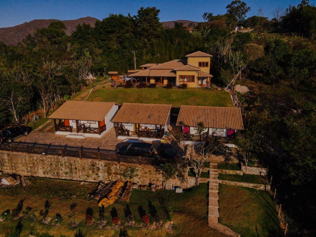 Recanto Serra do Trovão - Housity