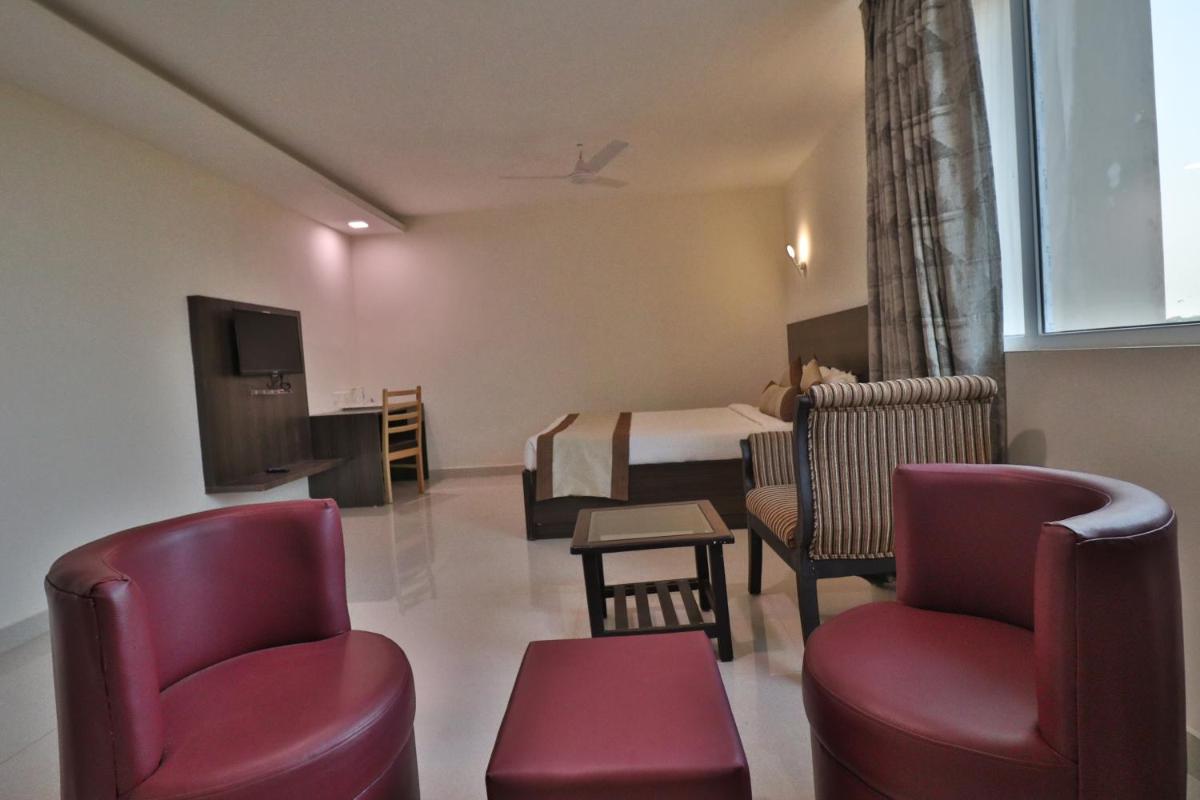 Hotel Allum - Housity