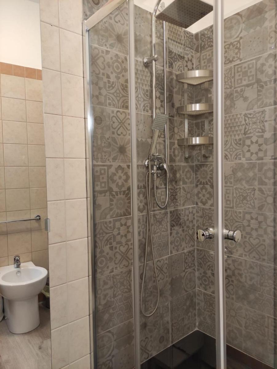 Ostro - Guest House - Housity