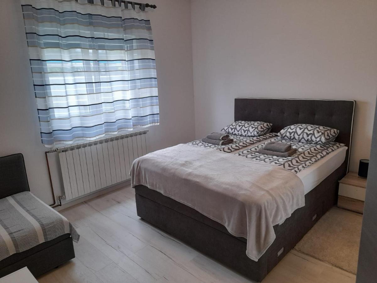 KE-TO Zagreb Airport Rooms - Housity