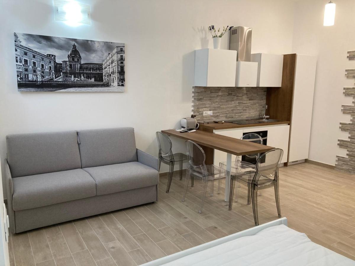 Suitetrails - Teatro Apartments Giardino Inglese