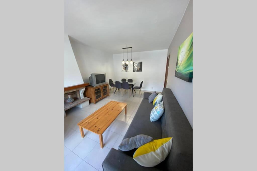 Ca la Neus - Housity