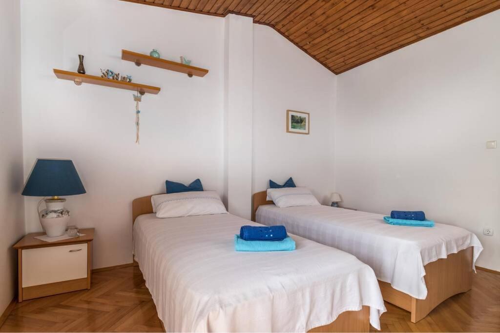 Holiday house Malupe - Housity