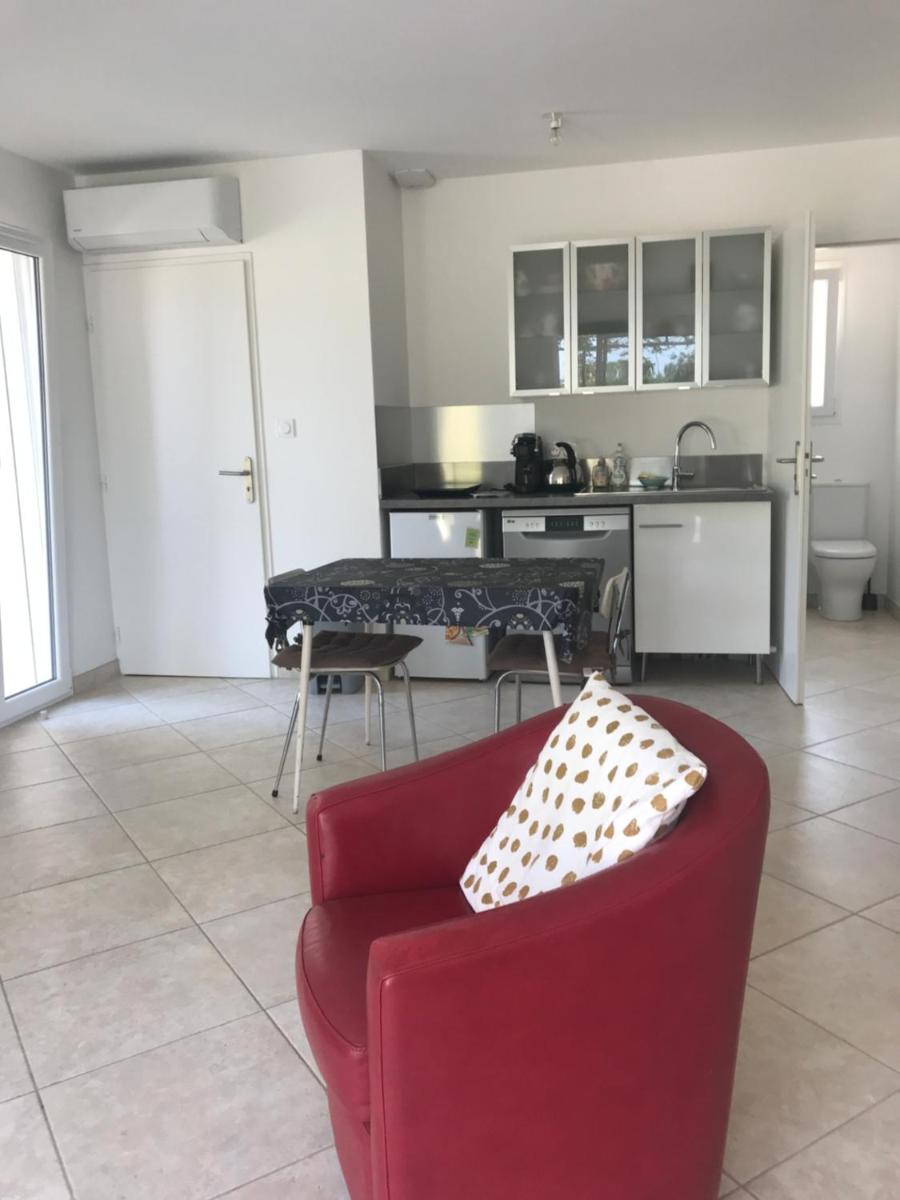 studio neuf climatisé - Housity