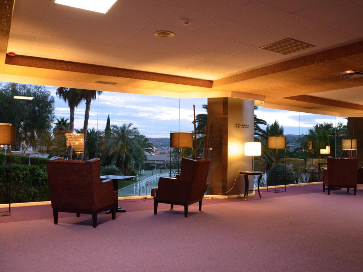 Zona de estar de Beatriz Toledo Auditorium & Spa