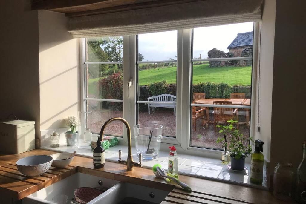 Cottage in North Wales with stunning views - Housity