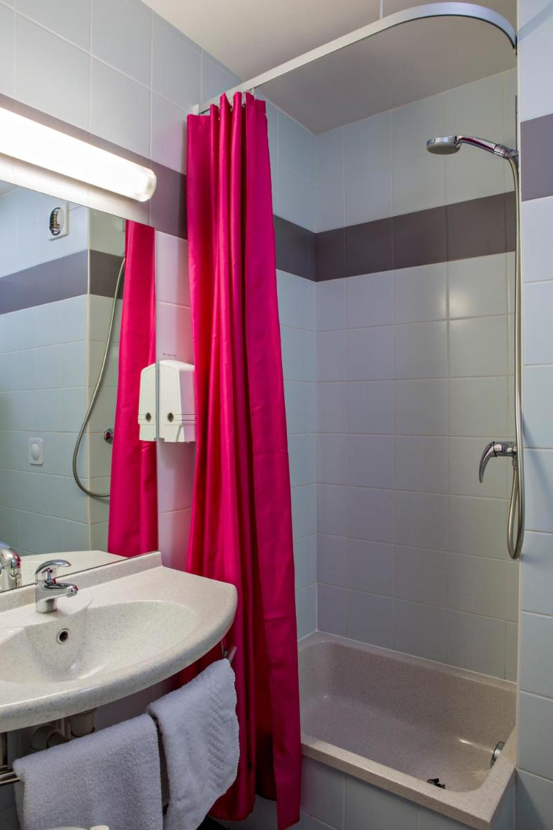 B&B HOTEL Aurillac Le Lioran - Housity