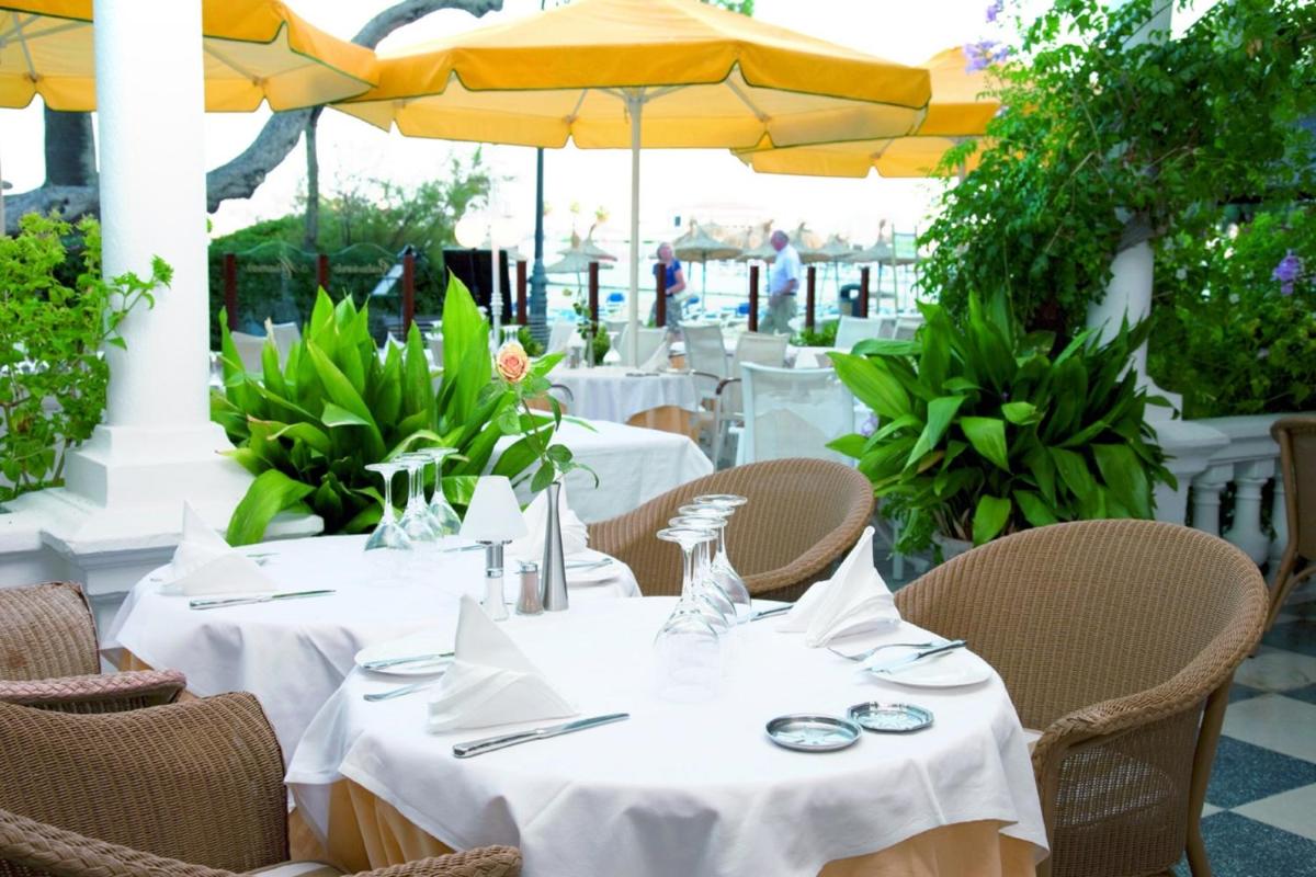 Un restaurante o sitio para comer en Hotel Miramar Mallorca